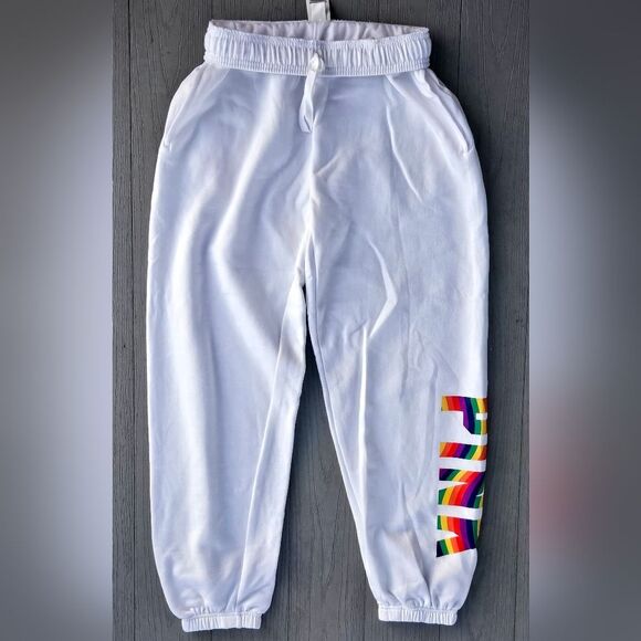 Victoria's Secret PINK rare pride everyday campus quarter zip & jogger set NEW - Picture 9 of 16